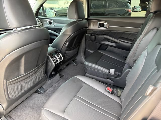 Certified 2025 Kia Sorento SX FWD image 22