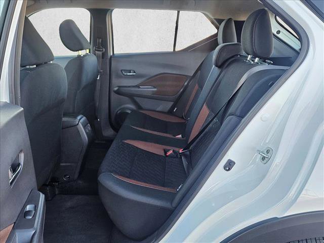Used 2024 Nissan Kicks SR image 19