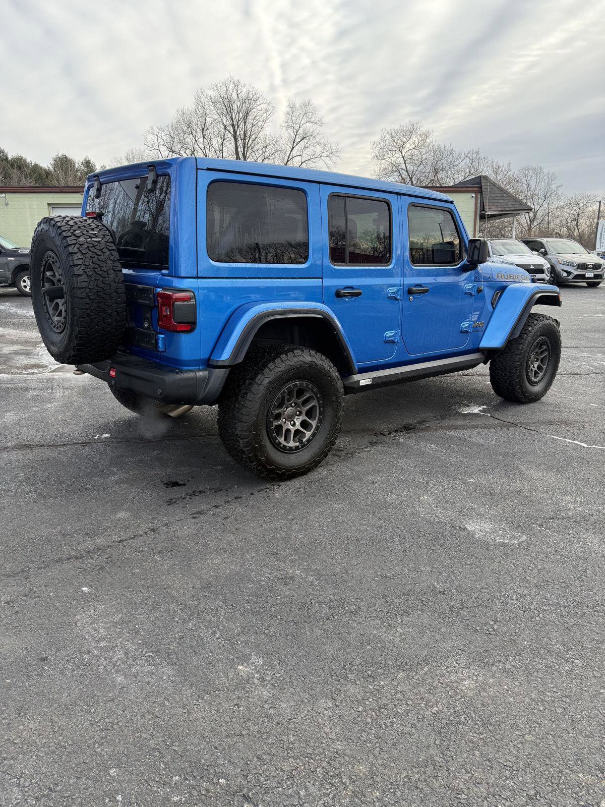 Used 2023 Jeep Wrangler Unlimited Rubicon 392 w/ Xtreme Recon 35" Tire Package image 6