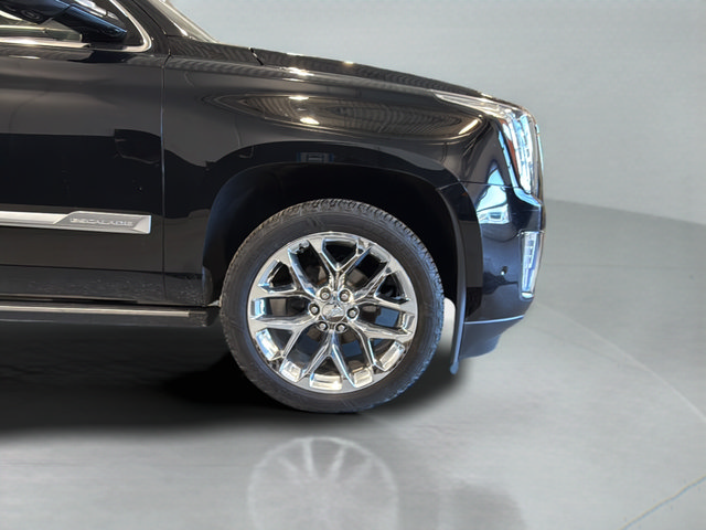 Used 2019 Cadillac Escalade ESV Platinum AWD/4WD image 20