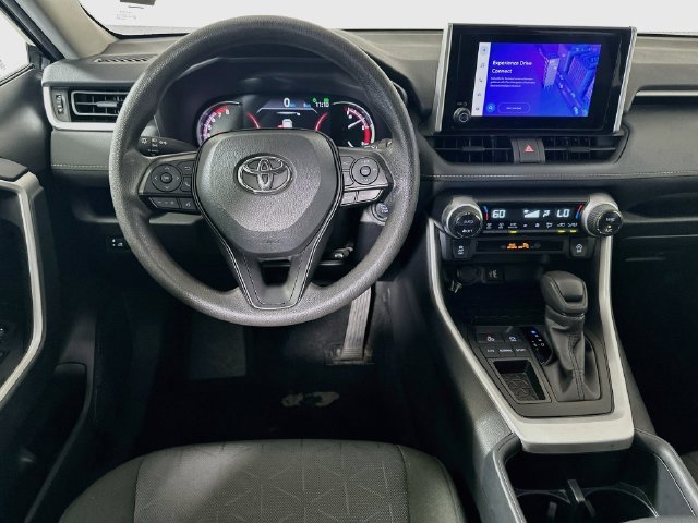Used 2025 Toyota RAV4 XLE FWD image 24