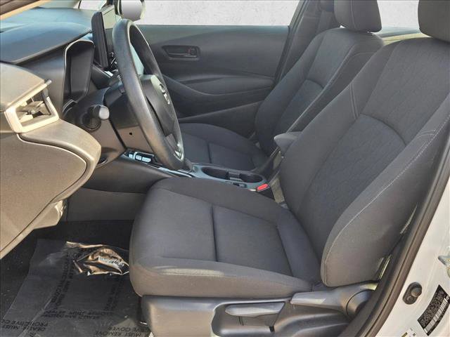 Used 2025 Toyota Corolla LE image 16
