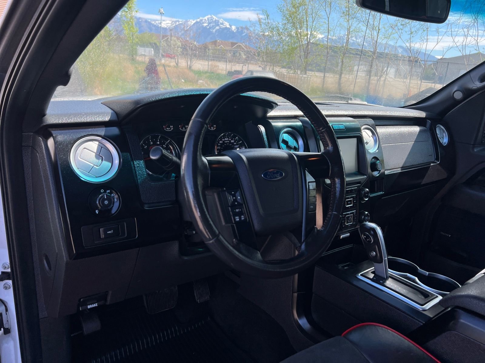 Used 2014 Ford F150 FX4 w/ Equipment Group 402A Luxury image 18