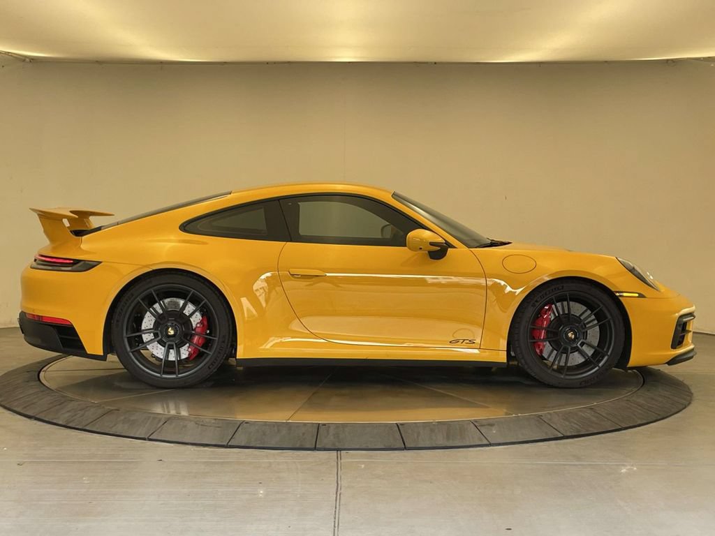 Certified 2024 Porsche 911 Carrera GTS RWD image 8