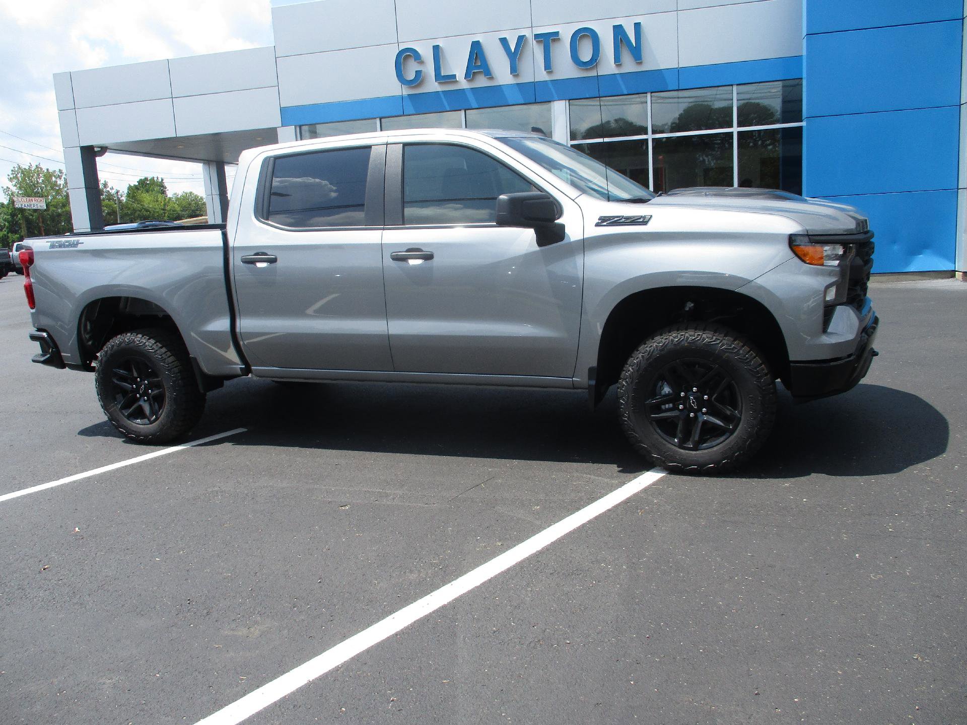 New 2026 Chevrolet Silverado 1500 Custom Trail Boss w/ Dark Appearance Package image 1