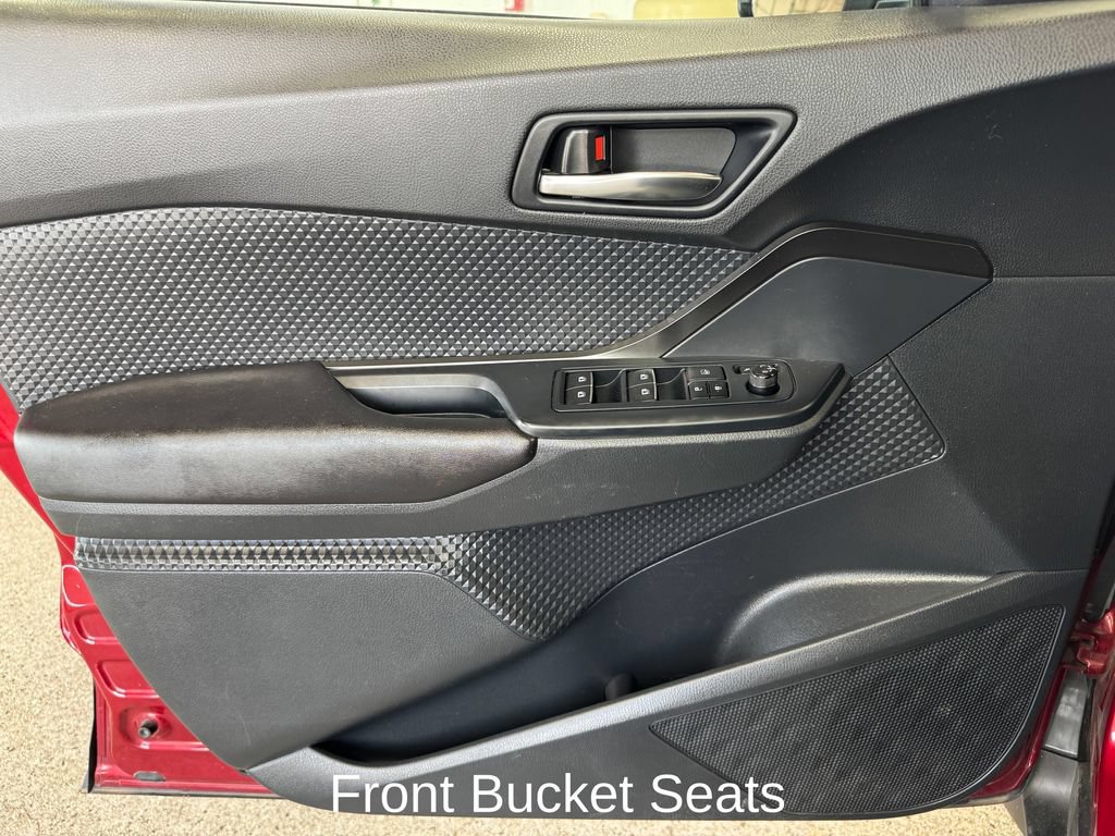 Used 2018 Toyota C-HR XLE FWD image 10