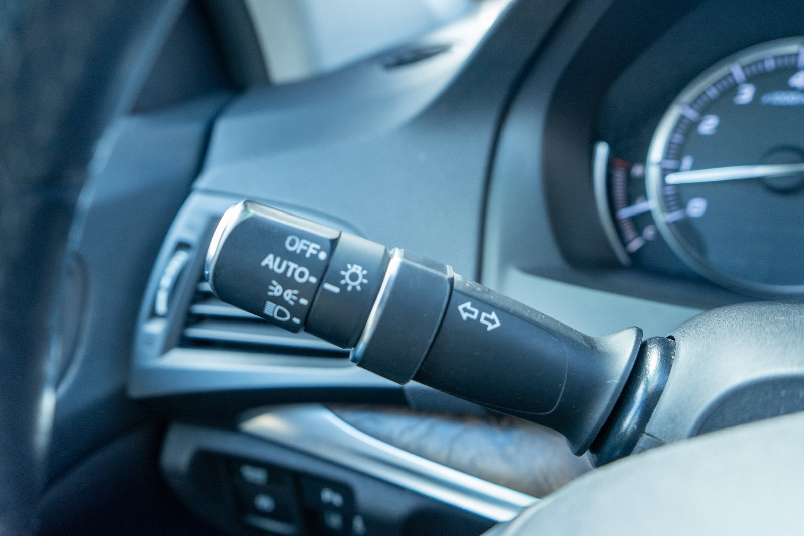 Used 2019 Acura MDX SH-AWD w/ Technology Package image 28