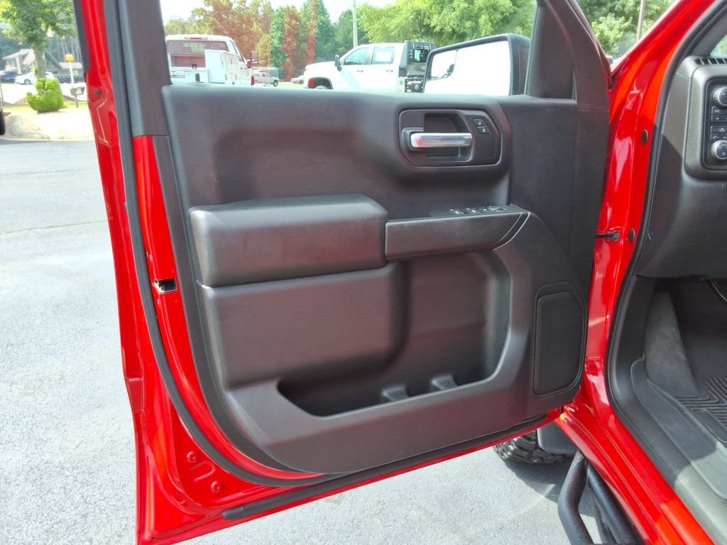 Certified 2020 Chevrolet Silverado 1500 Custom Trail Boss w/ Custom Convenience Package AWD/4WD image 22