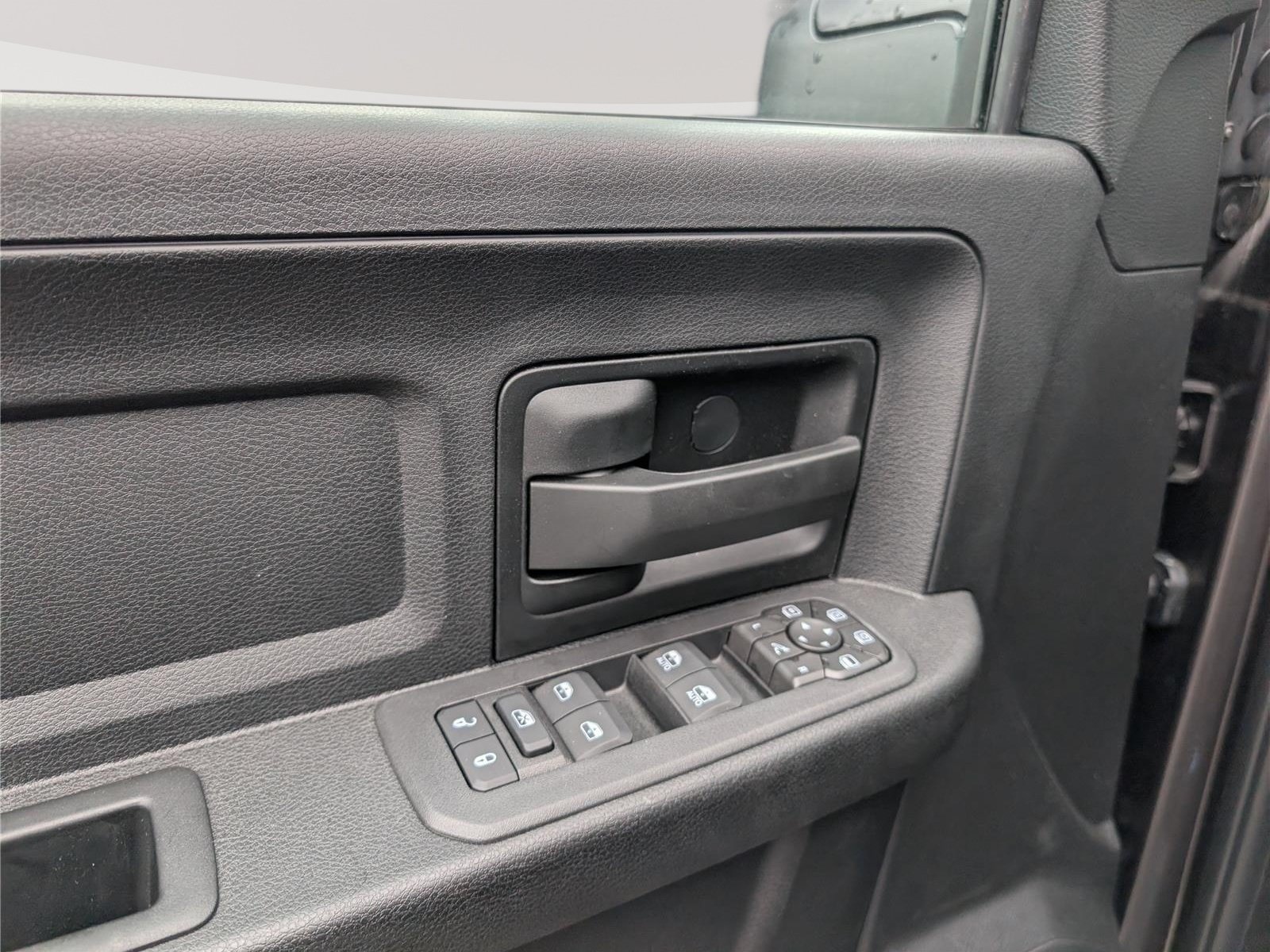 New 2026 RAM 2500 Tradesman w/ Safety Group AWD/4WD image 15