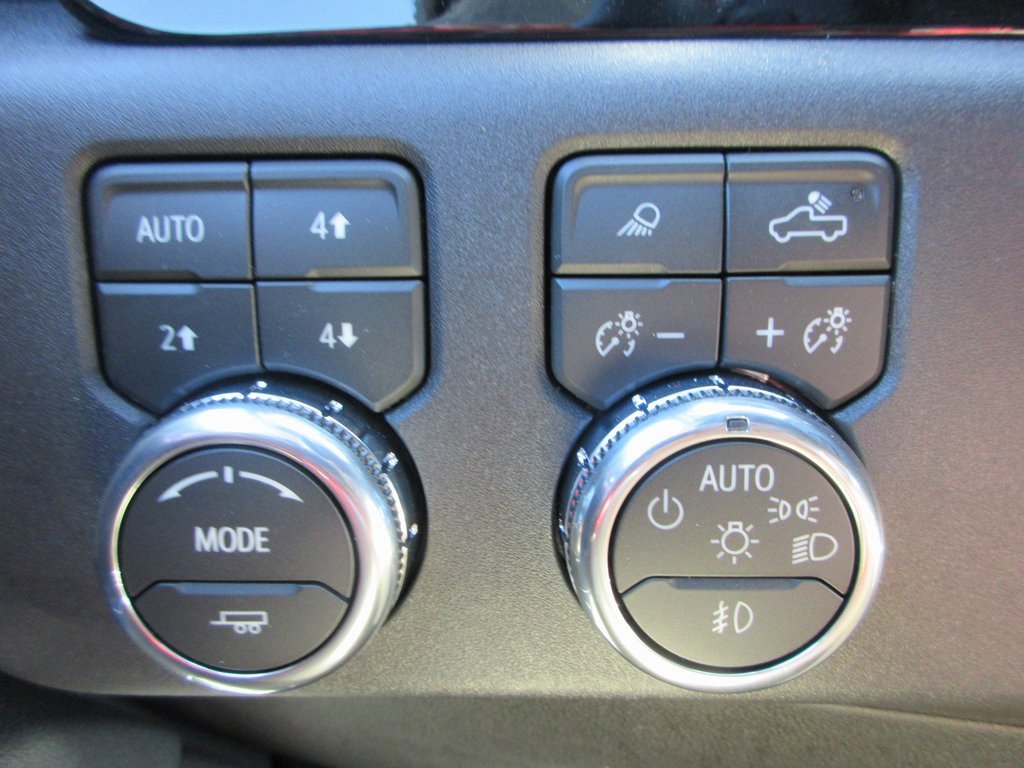 New 2026 GMC Sierra 1500 SLT w/ SLT Premium Plus Package image 18