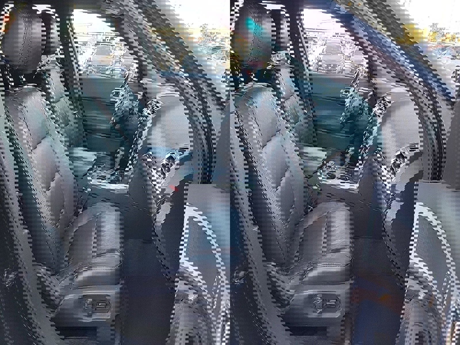 Used 2014 Ford Explorer Limited image 14