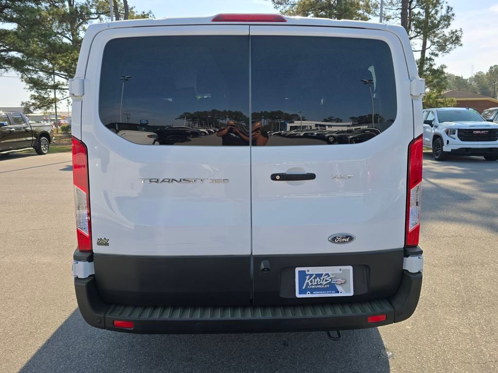 Used 2023 Ford Transit 350 XLT RWD image 4