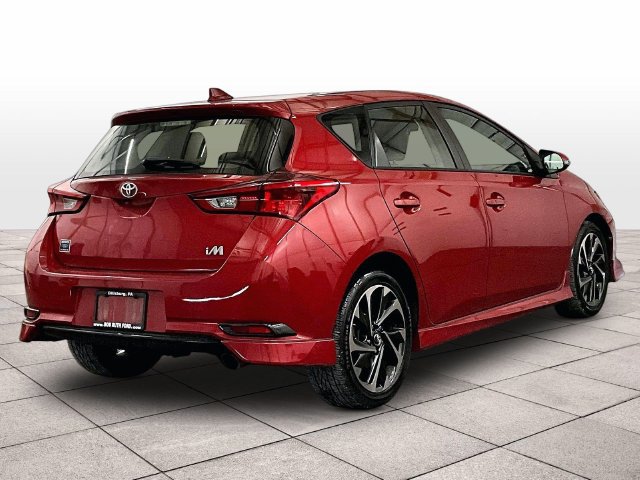 Used 2017 Toyota Corolla iM FWD image 12