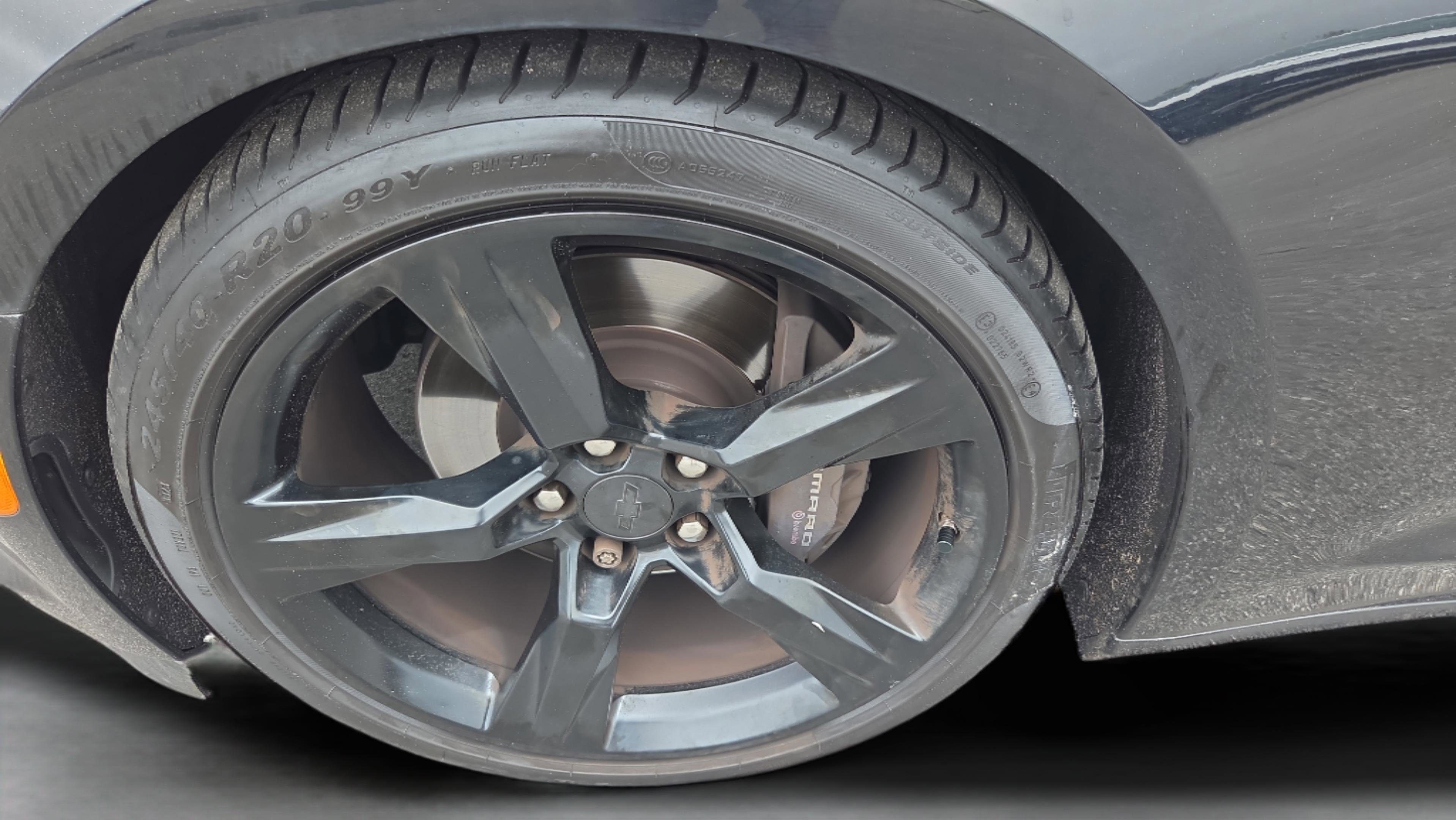 Used 2017 Chevrolet Camaro SS image 32