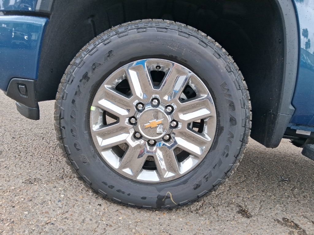 New 2026 Chevrolet Silverado 2500 High Country w/ High Country Premium Package AWD/4WD image 24