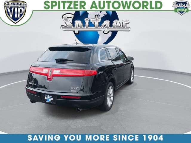 Used 2018 Lincoln MKT AWD w/ Driver Technology Package image 9