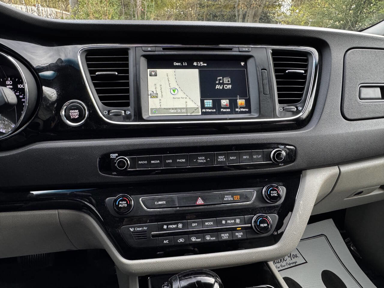 Used 2016 Kia Sedona SX image 19