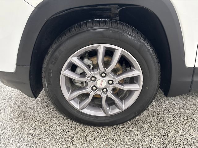 Used 2024 GMC Terrain SLT image 14