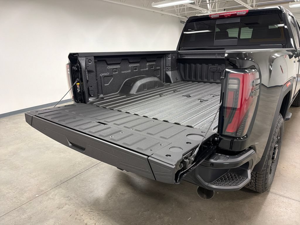 New 2026 GMC Sierra 2500 AT4 w/ AT4 Premium Plus Package AWD/4WD image 18
