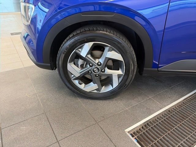 Used 2025 Hyundai Venue SEL image 56