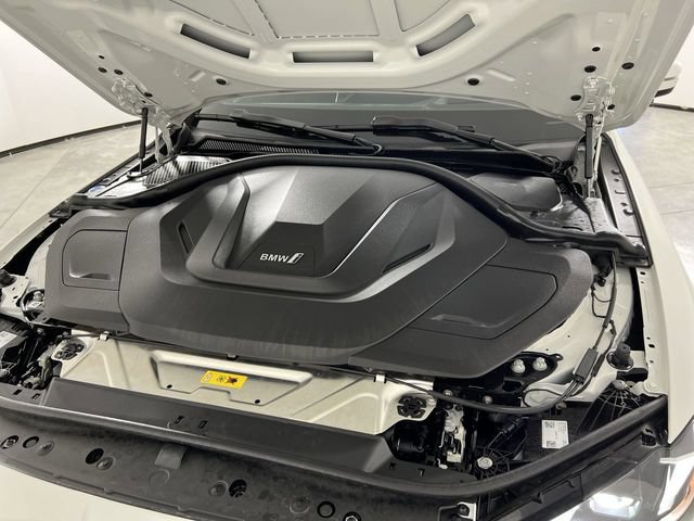 Used 2025 BMW i4 eDrive40 w/ Premium Package RWD image 31