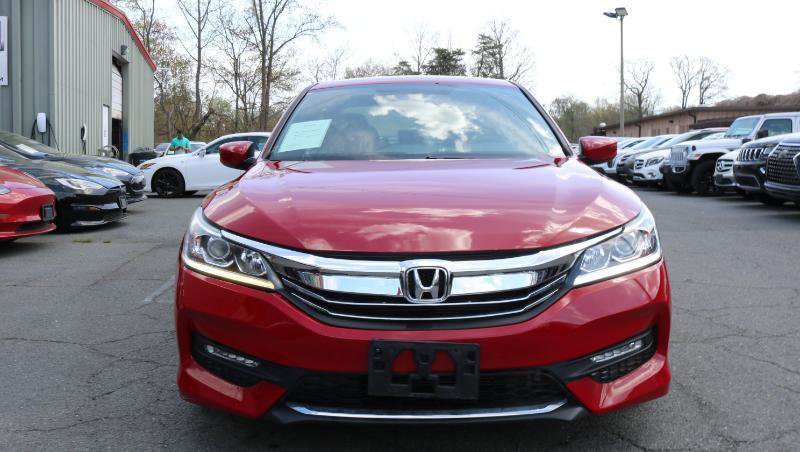 Used 2017 Honda Accord Sport Special Edition image 2