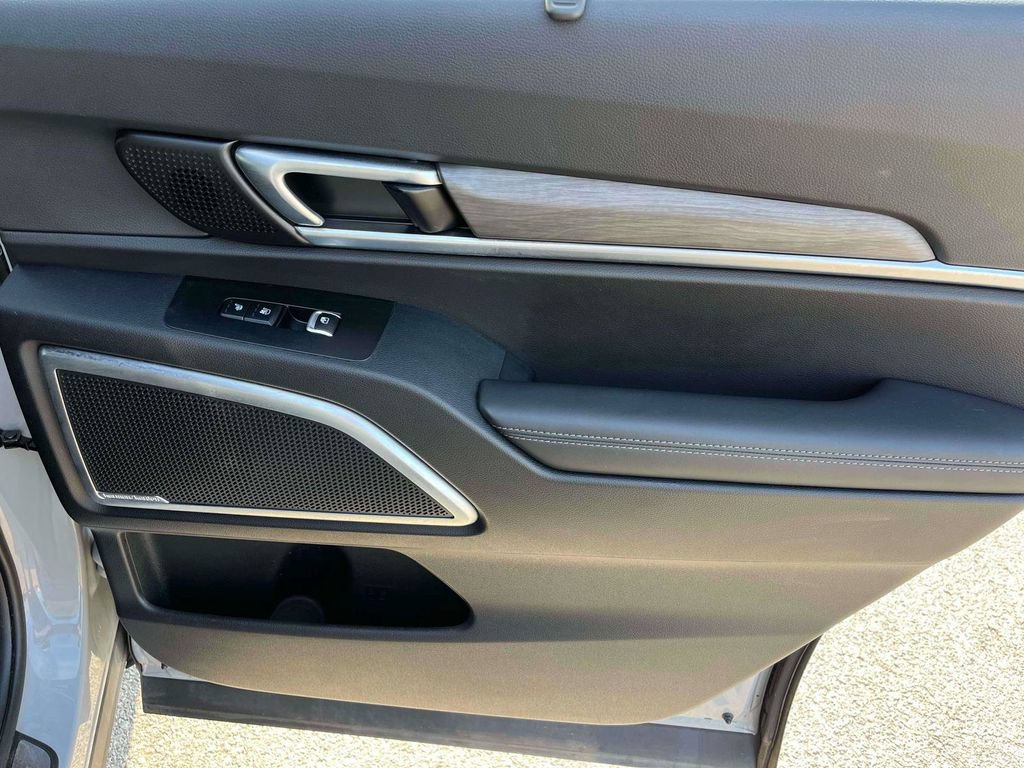 Used 2024 Kia Telluride SX Prestige X-Line AWD/4WD image 9