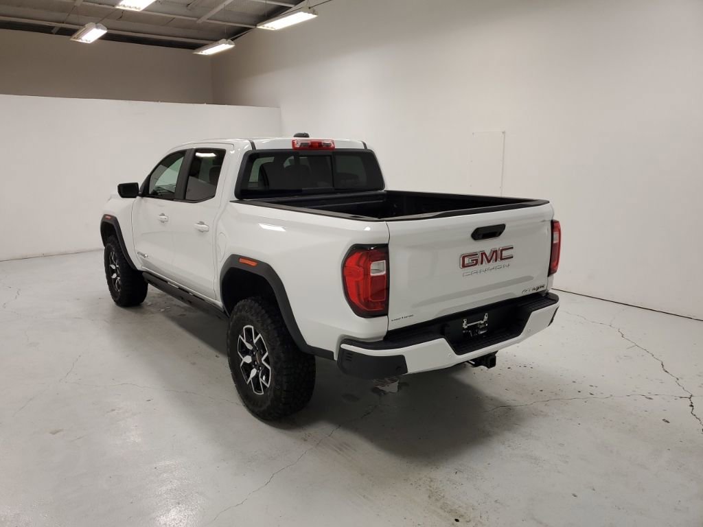 New 2025 GMC Canyon AT4 w/ AT4X Package image 4