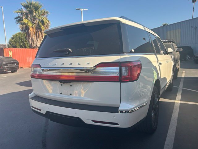 Used 2021 Lincoln Navigator Reserve AWD/4WD image 3