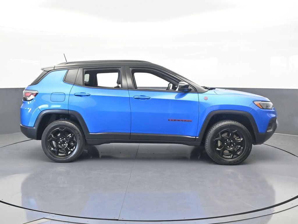 Used 2023 Jeep Compass Trailhawk w/ Trailhawk Elite Group image 7