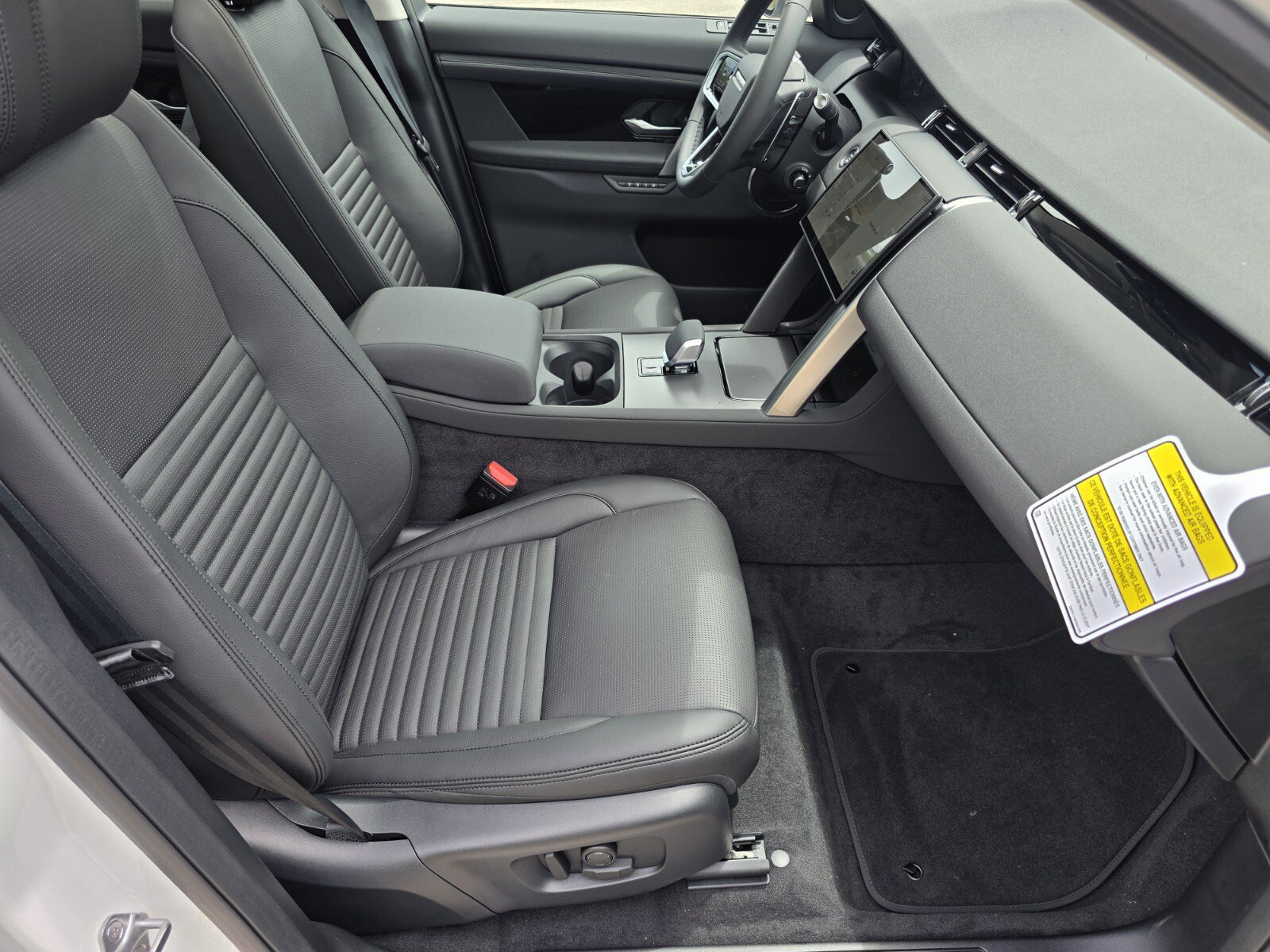 New 2025 Land Rover Discovery Sport S AWD/4WD image 3