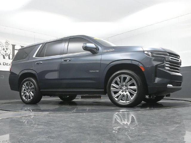Used 2021 Chevrolet Tahoe High Country w/ Premium Package AWD/4WD image 2