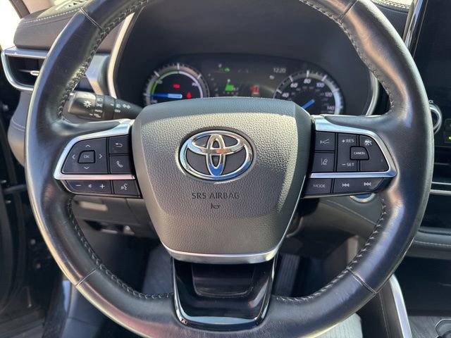 Used 2020 Toyota Highlander Platinum image 14