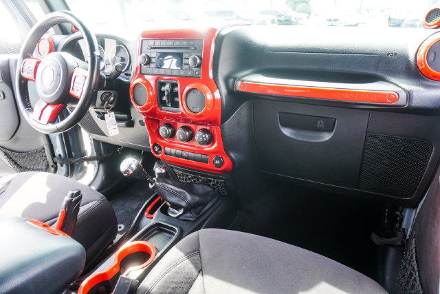 Used 2014 Jeep Wrangler Unlimited Sport w/ Quick Order Package 23S AWD/4WD image 17