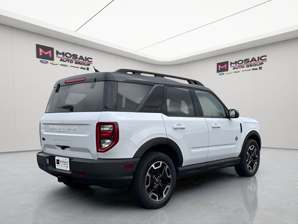 Used 2022 Ford Bronco Sport Outer Banks w/ Tech Package image 9