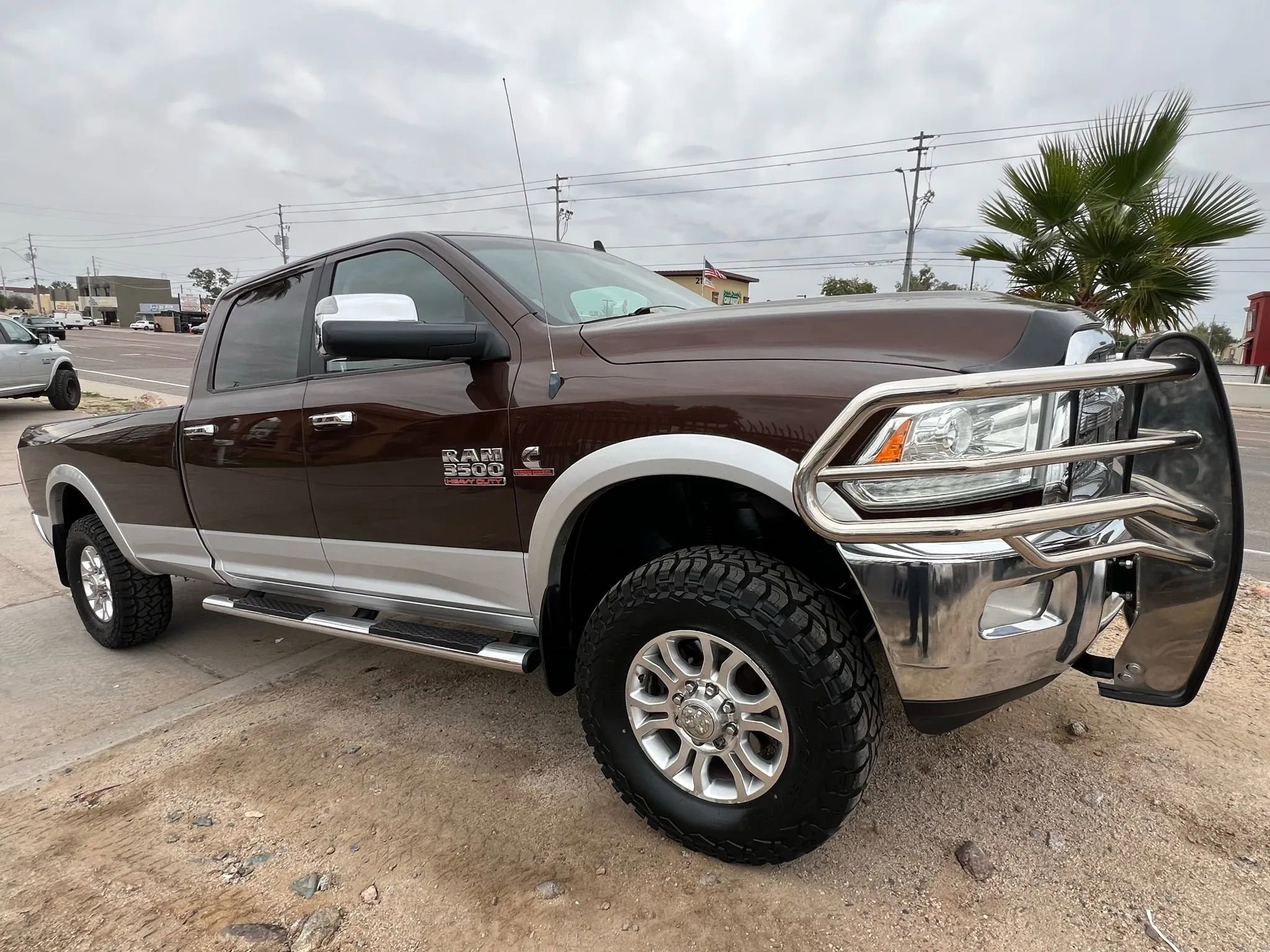 Used 2013 RAM 3500 Laramie w/ Convenience Group image 5