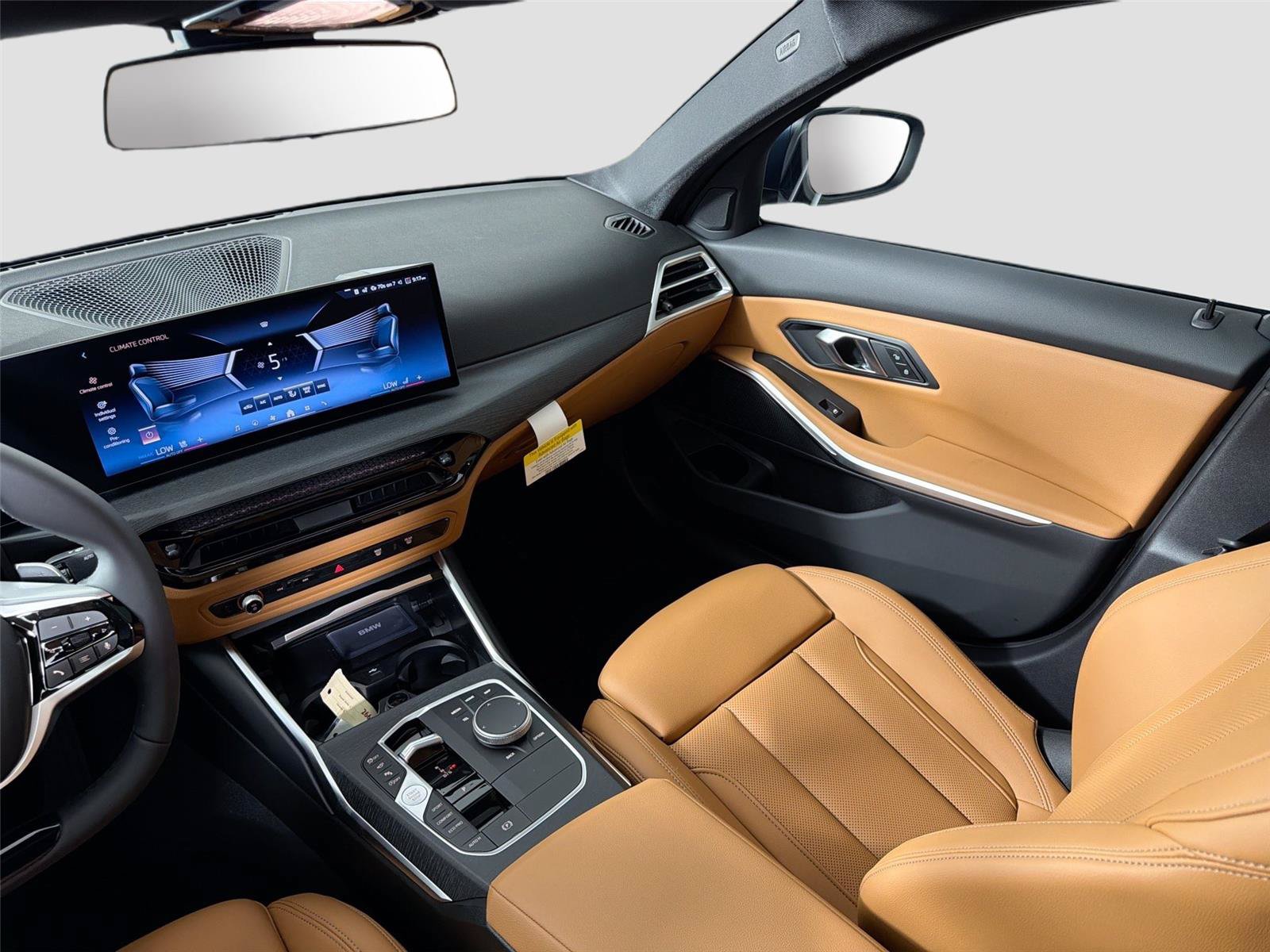 New 2026 BMW 330i xDrive Sedan w/ Premium Package AWD/4WD image 22