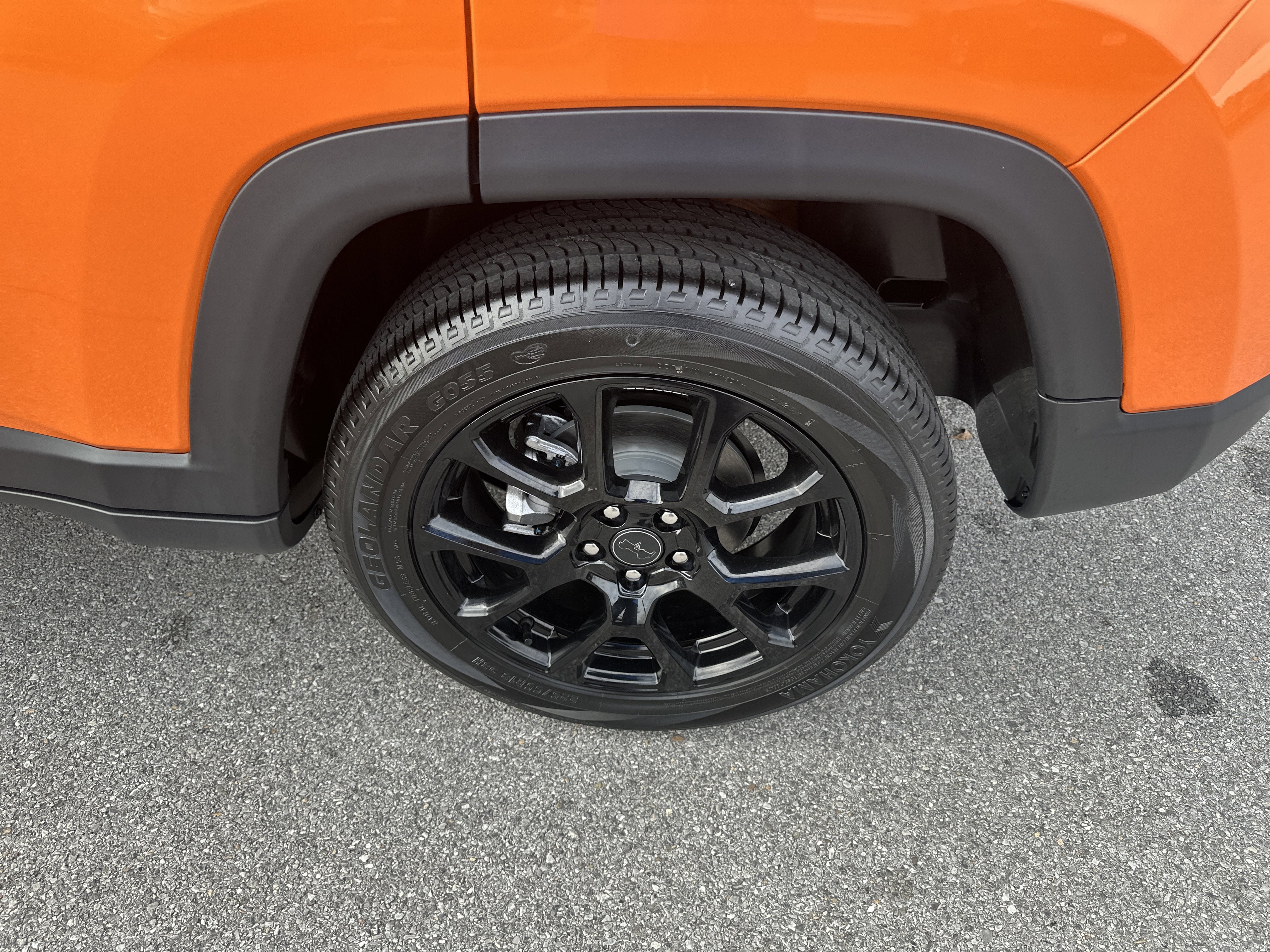 New 2026 Jeep Compass Latitude AWD/4WD image 19