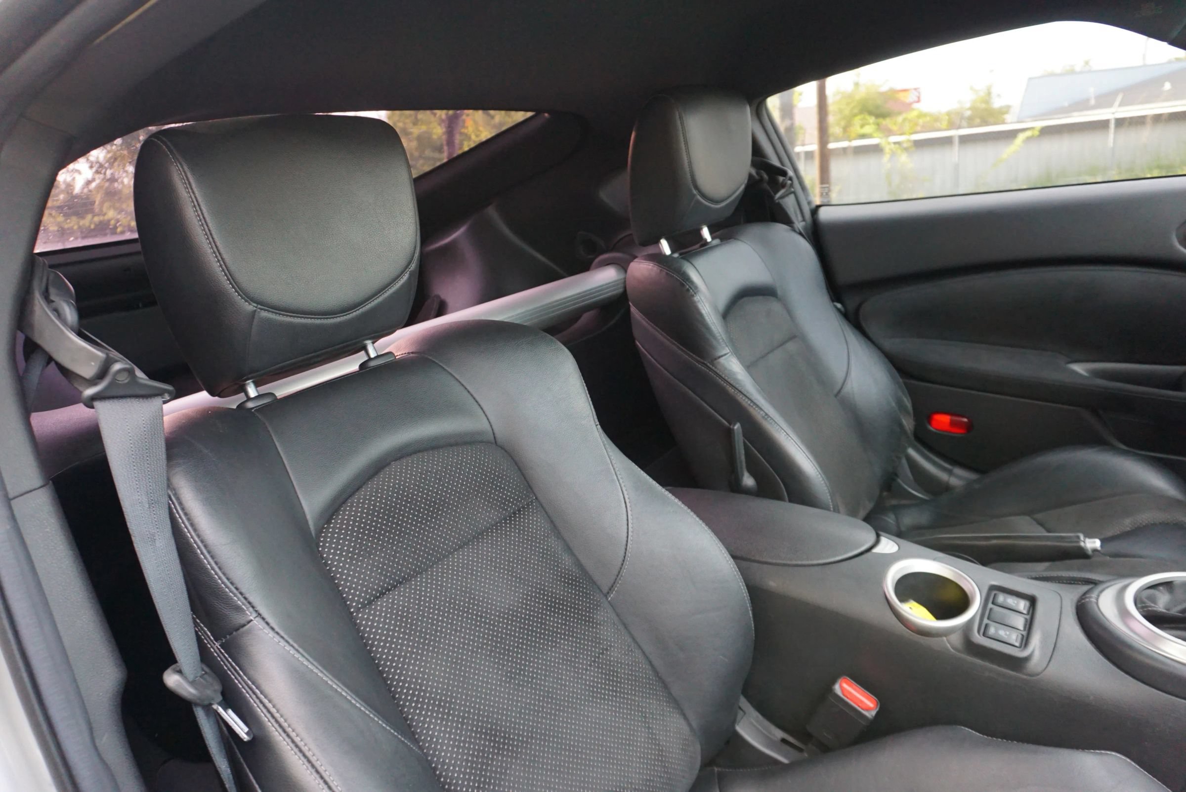Used 2014 Nissan 370Z Touring RWD image 18