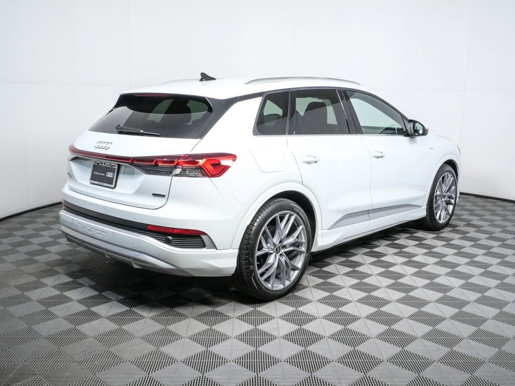Certified 2025 Audi Q4 e-tron Prestige w/ Sport Package image 3