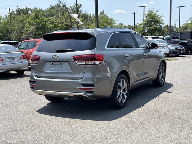 Used 2017 Kia Sorento SX FWD image 2
