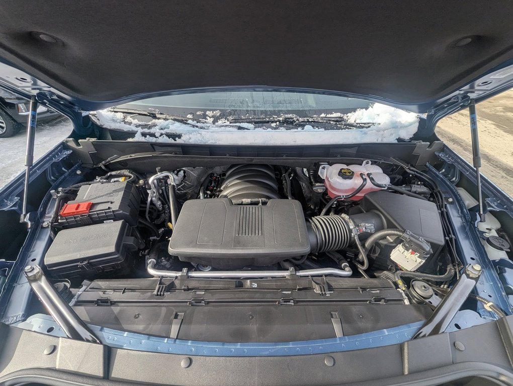 New 2026 GMC Yukon Denali w/ Sun & Power Step Package image 12