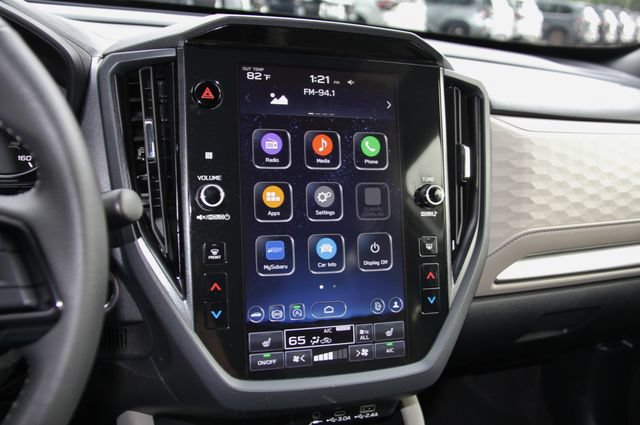 Certified 2025 Subaru Forester Premium AWD/4WD image 26
