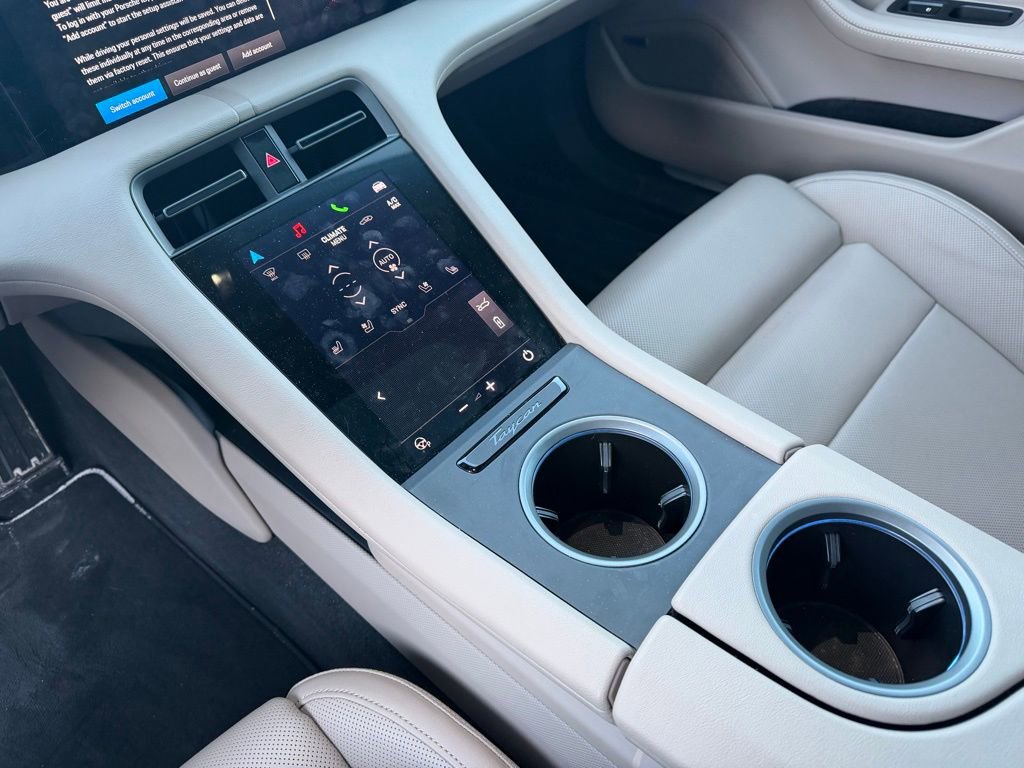 Certified 2025 Porsche Taycan 4S image 23