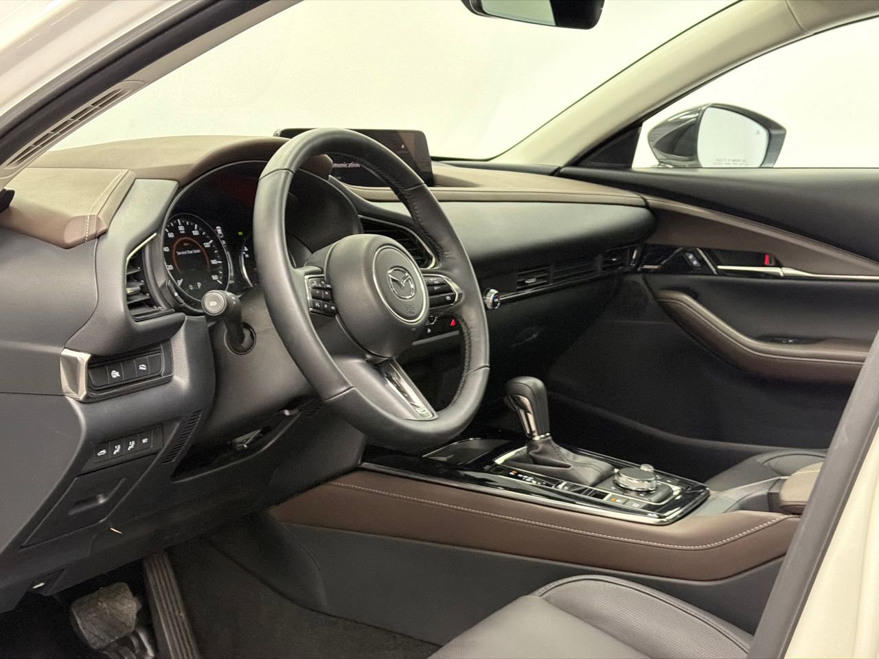 Certified 2025 MAZDA CX-30 2.5 Turbo w/ Premium Package image 15