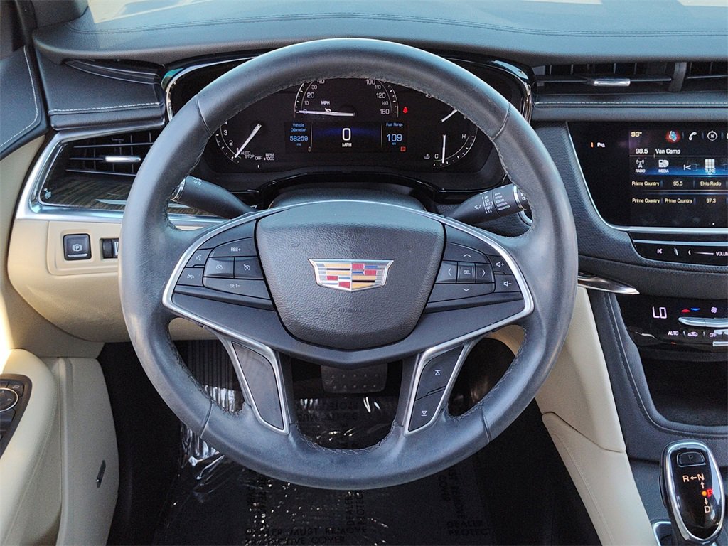 Used 2017 Cadillac XT5 FWD image 20