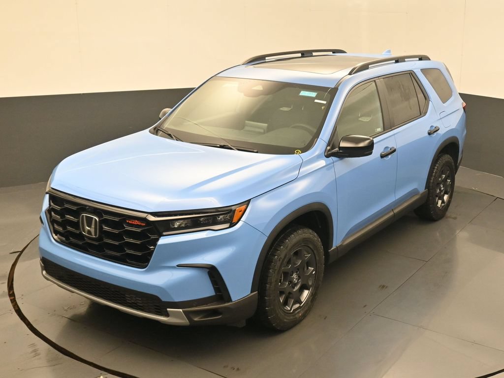 New 2025 Honda Pilot TrailSport image 9