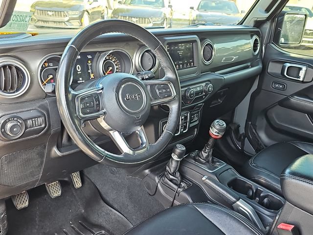 Used 2018 Jeep Wrangler Unlimited Sahara AWD/4WD image 15