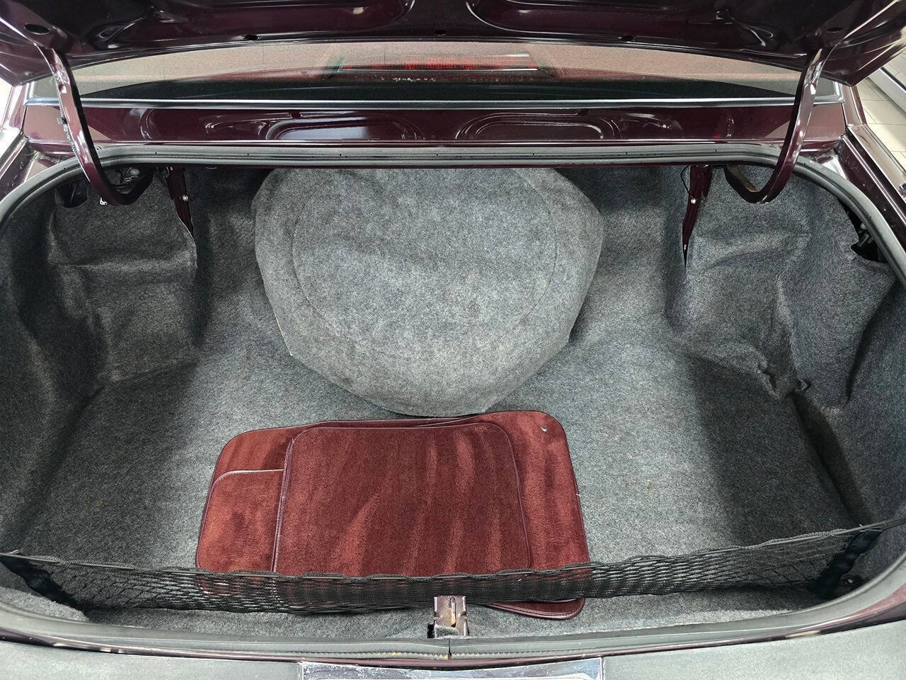 Used 1996 Buick Roadmaster Sedan RWD image 49