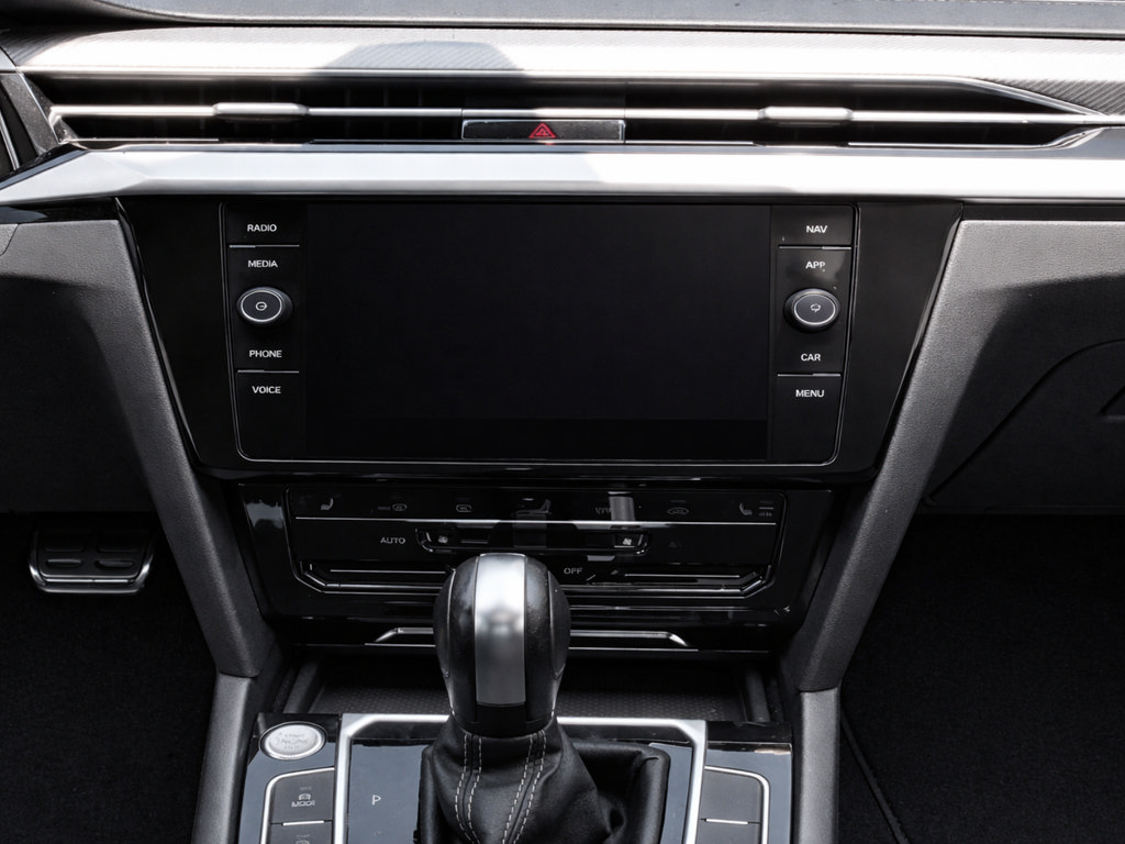 Used 2021 Volkswagen Arteon SEL FWD image 18